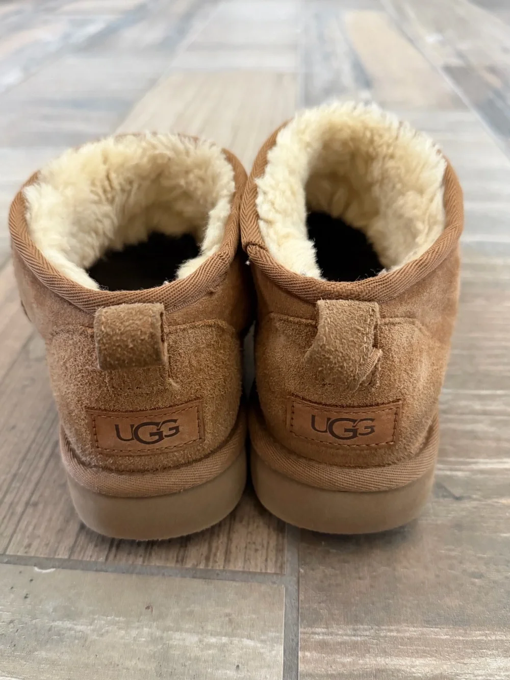 Ugg Classic Ultra Mini Women’s size 7
